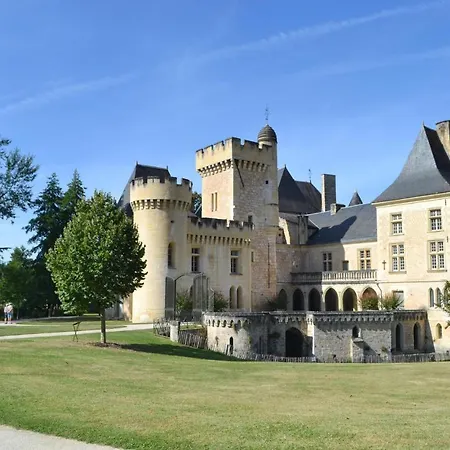 Beautiful In Val-de-louvre-et-caude With 3 Bedrooms Saint-Alvère